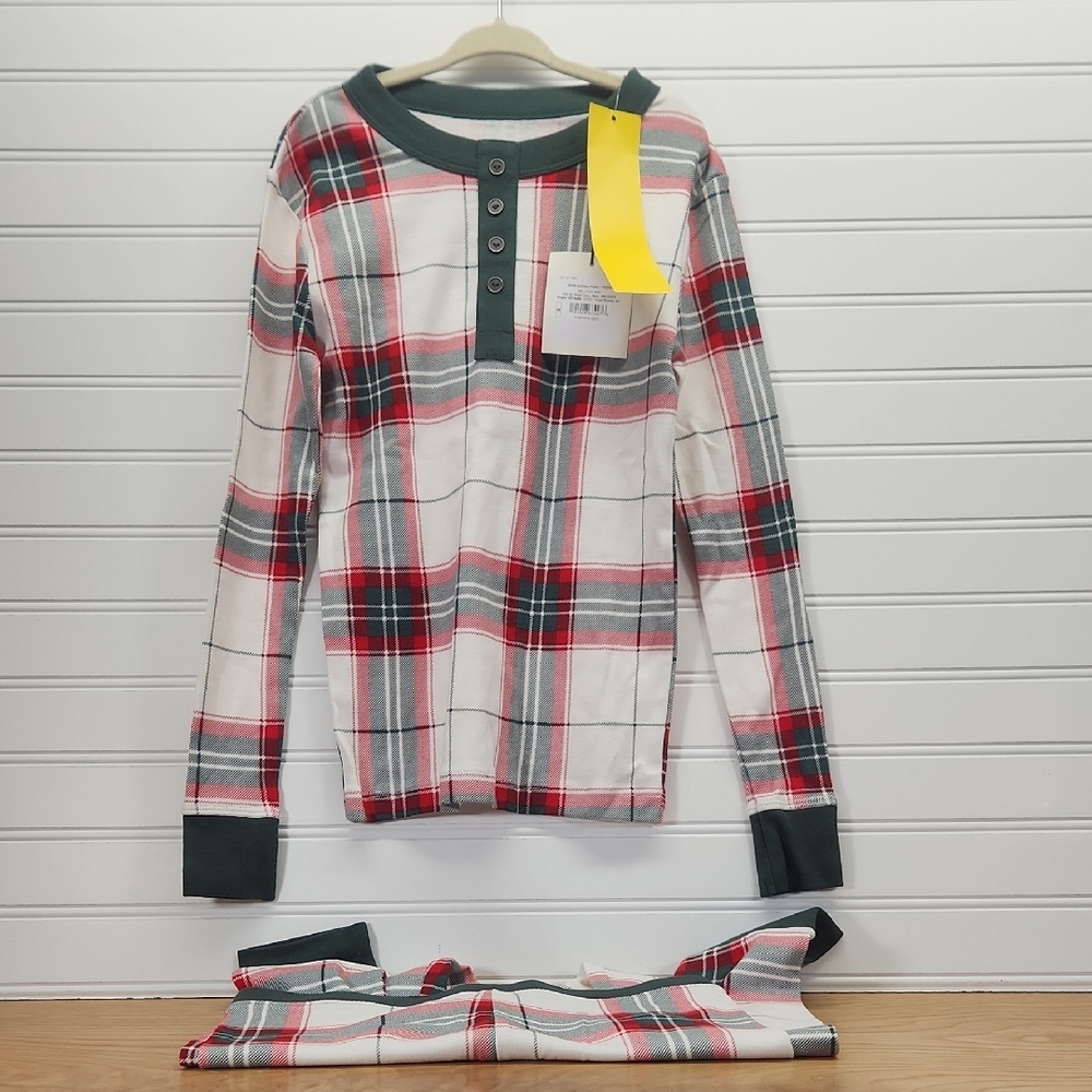 Hearth & Hand Multi Holiday Plaid Pajamas Size 8 NWT